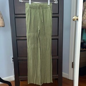 Abercrombie & Fitch Green Textured Pants
